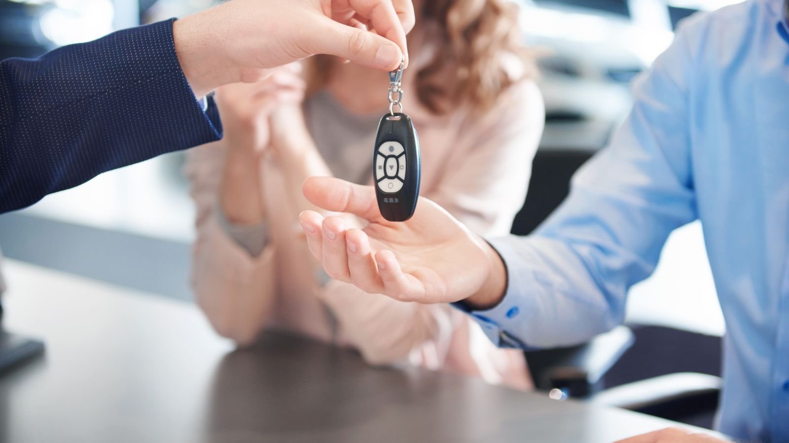 Comprar auto seminuevo: 7 puntos a revisar antes de pagar